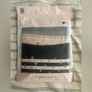 Never worn never opened Victoria secret bikini fit underwear